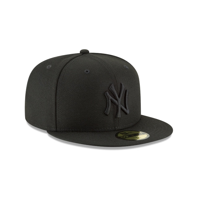 Gorra 59FIFTY FITTED De Los New York Yankees Blackout Basic