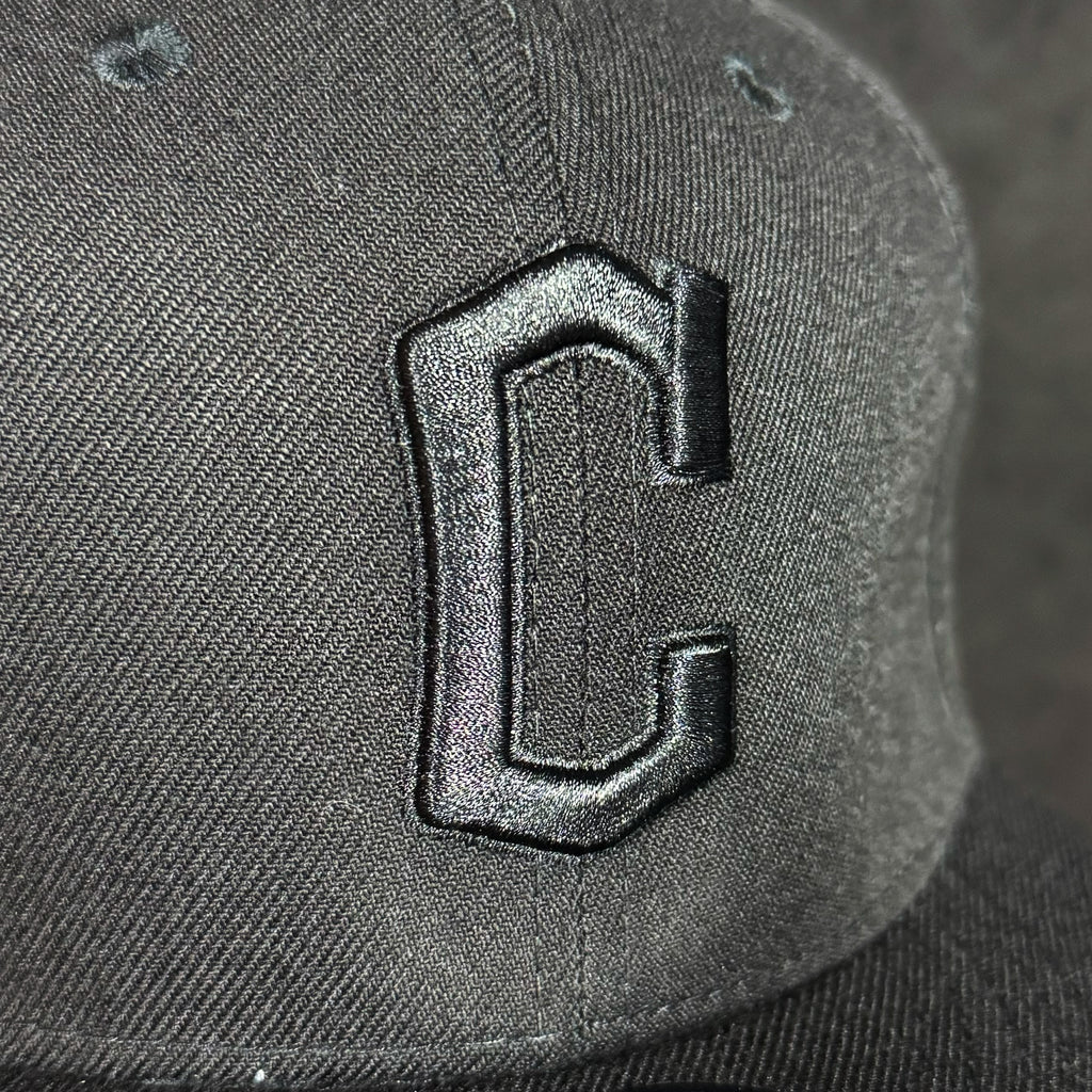 Gorra Snapback 9FIFTY Fifty De Los Cleveland Guardians Black Out