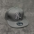 Gorra Snapback 9FIFTY Fifty De Los New York Yankees World Series 1999 Black Out