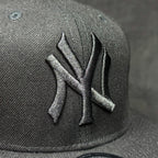 Gorra Snapback 9FIFTY Fifty De Los New York Yankees World Series 1999 Black Out