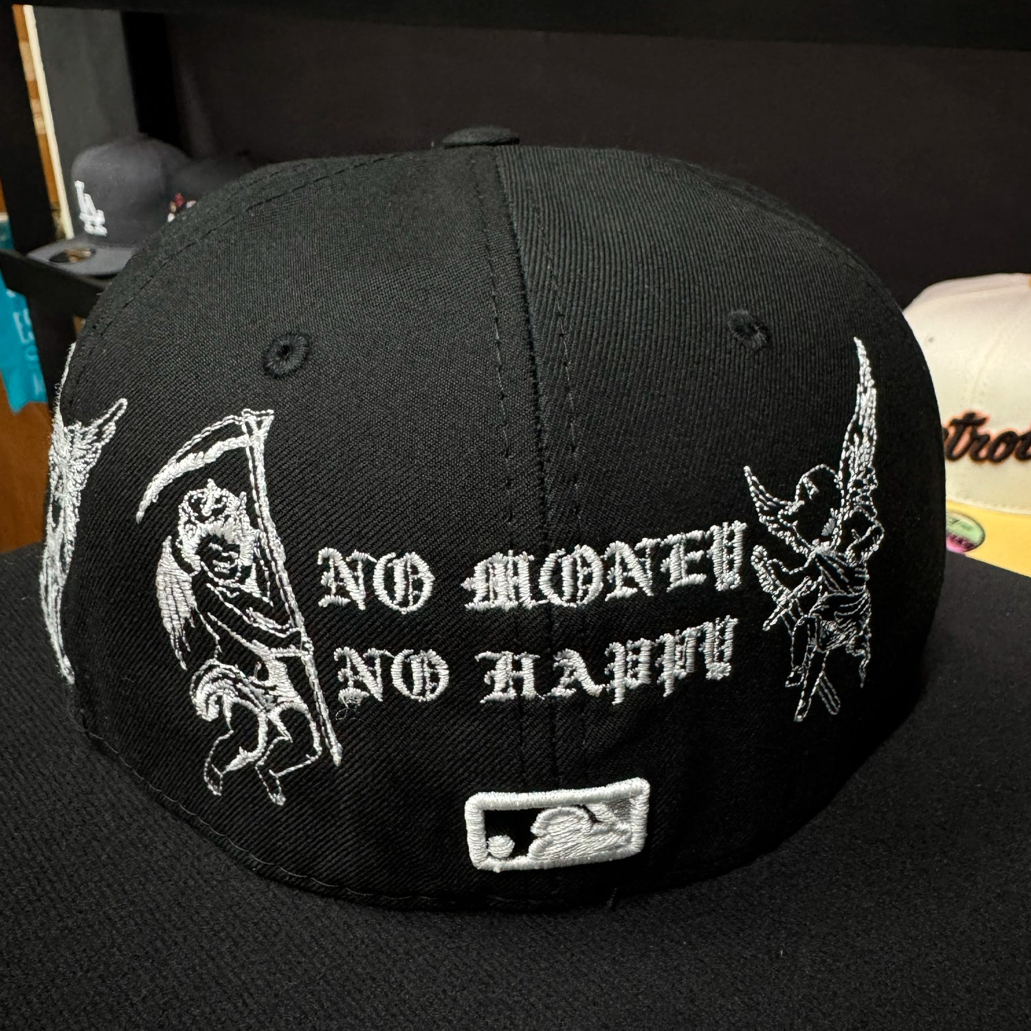 Gorra 59FIFTY FITTED De Los New York Mets Edición No Money No Happy